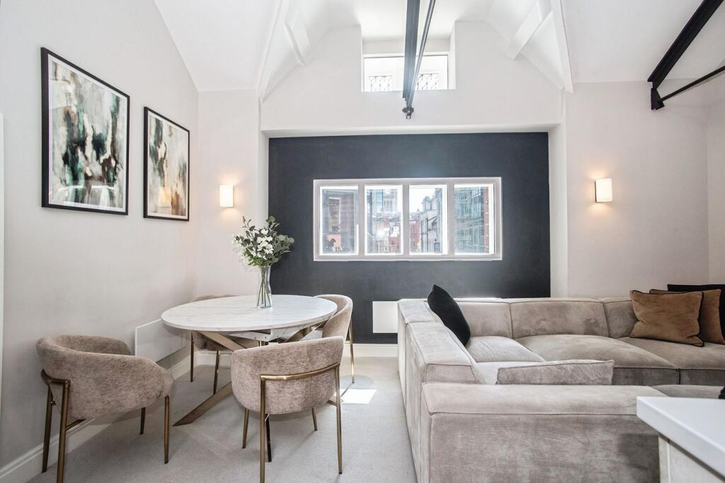 Apartment in Manchester, Central Retail District, City Centre - View 3
