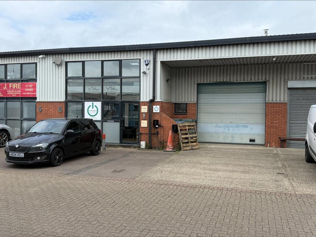 Main image of property: Unit 6 Martinfield Business Centre, Martinfield, Welwyn Garden City, AL7 1HG
