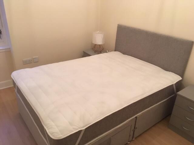 Apartment in Glasgow - More