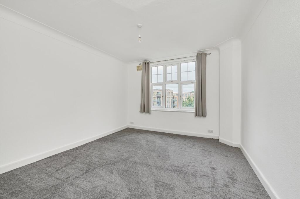 Apartment in London - View 2