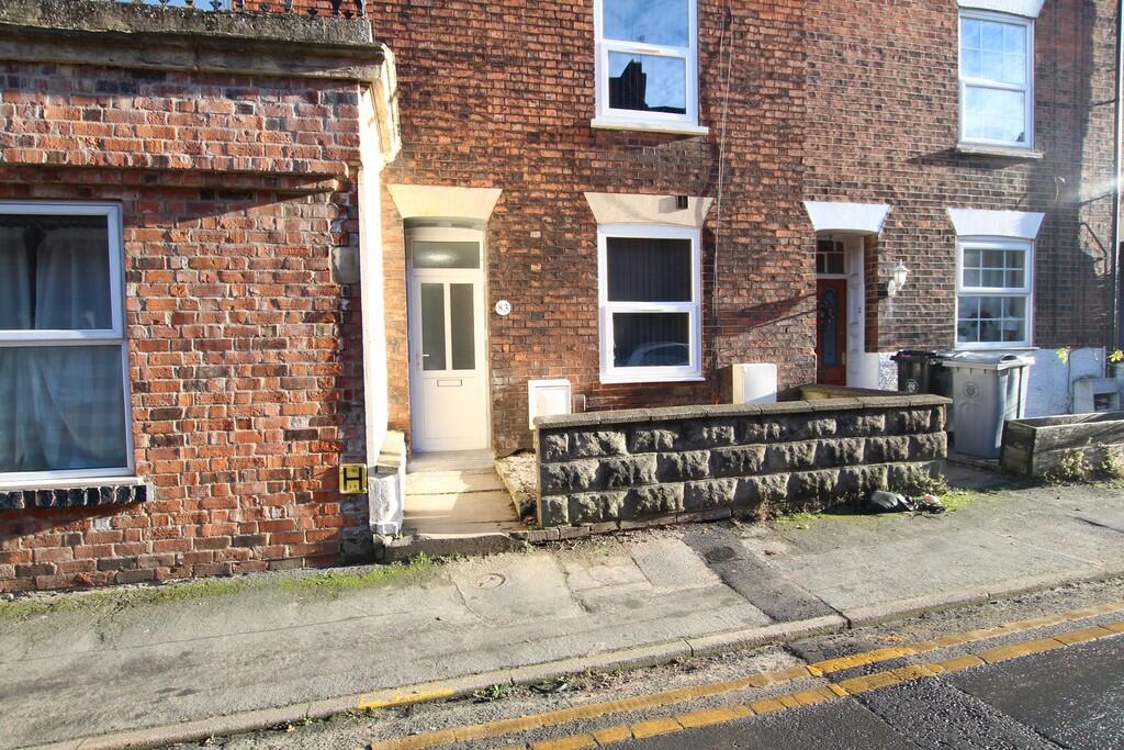 Main image of property: Commercial Road , Grantham