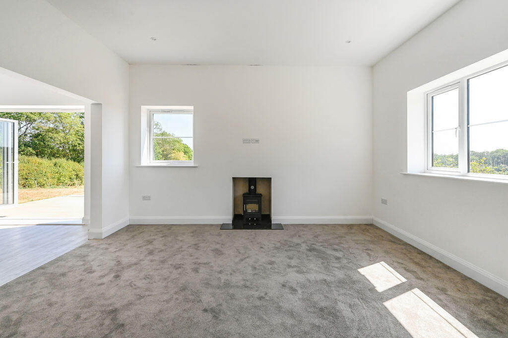House in Tonbridge - More
