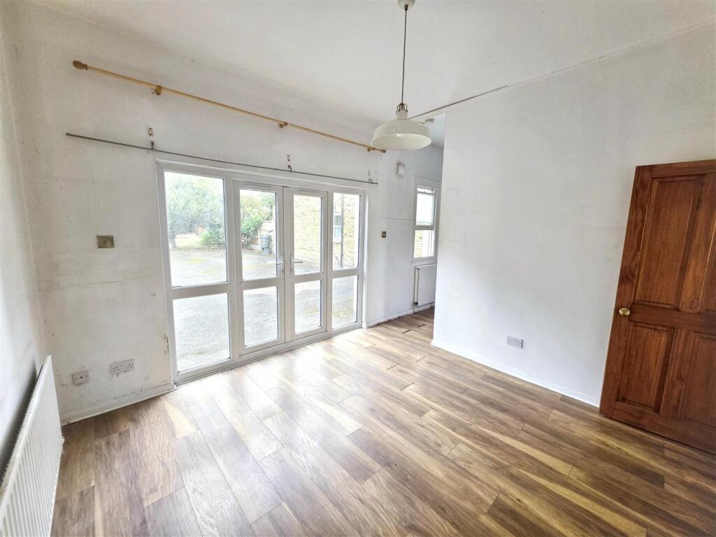 Apartment in London, Leyton - View 5