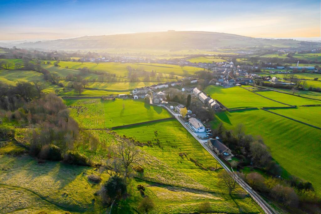 Additional image 58 of Dotcliffe Road, Kelbrook, BB18