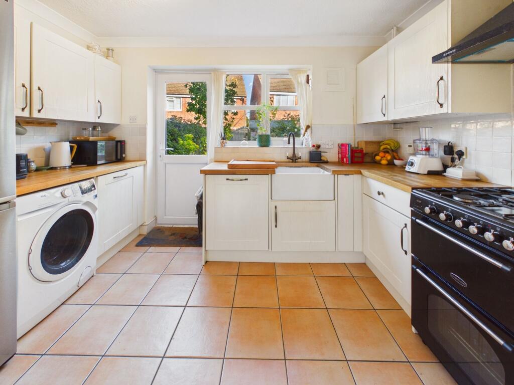House in Tonbridge - View 4