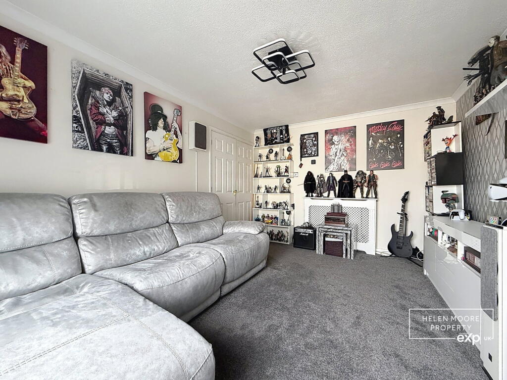 Apartment in Plymouth - View 3