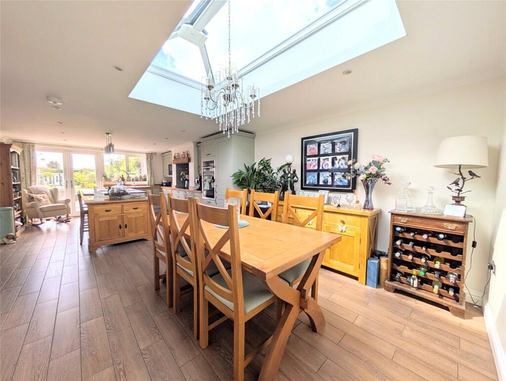 Mill Hill Road, Wirral, Merseyside, CH61 photo 3
