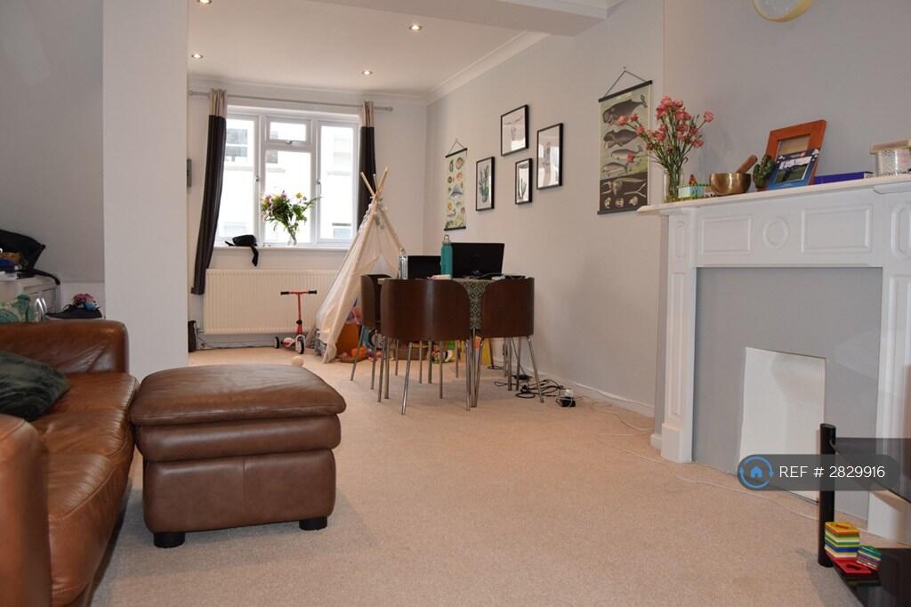 House in Brighton - View 4