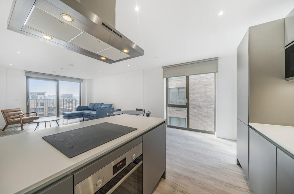 Main image of property: 2 bed, 9th floor, Adur, Refinery House in Anchors Point