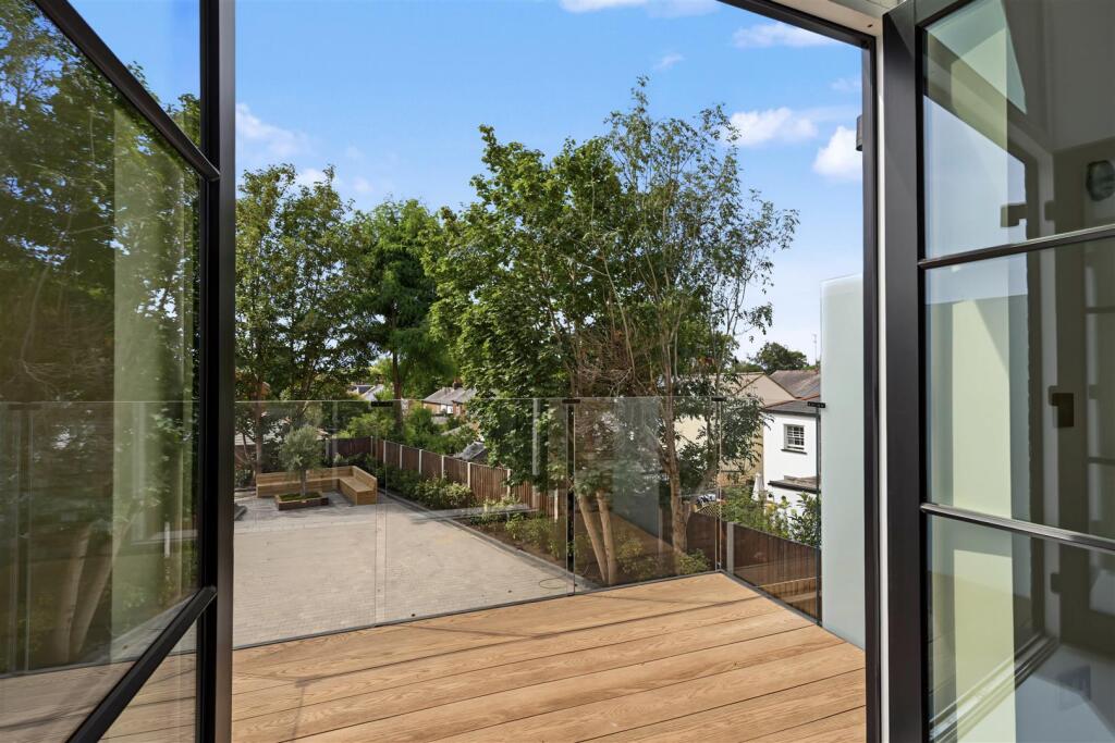 Apartment in St Albans, Townsend - View 4