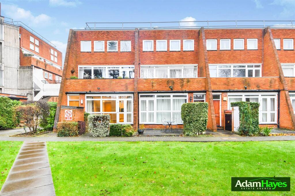 Woodside Park Road, North Finchley, N12 photo 2