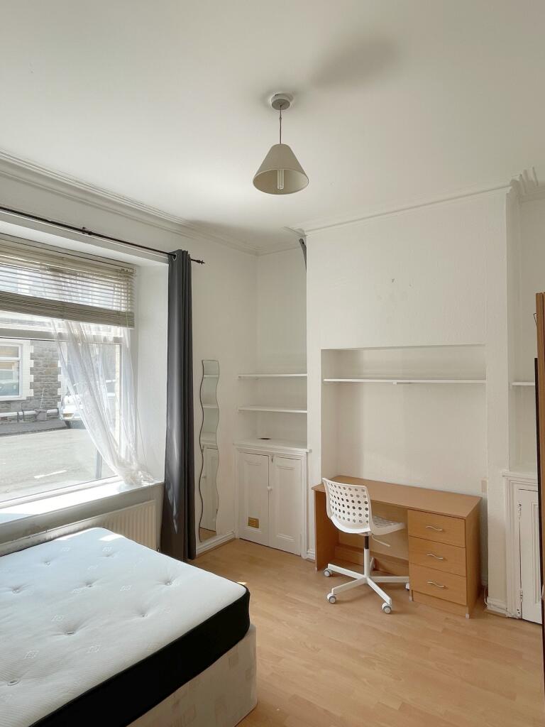 House in Cardiff - View 3