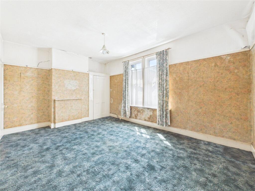 House in Bristol, Greenbank, Easton - More