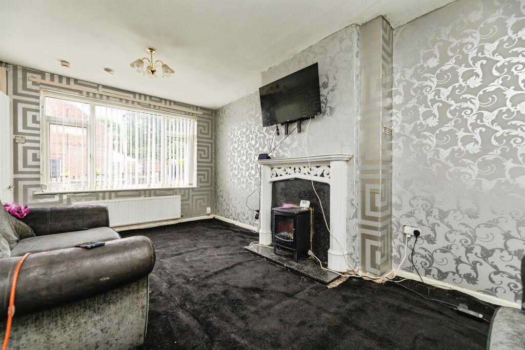 House in Rotherham, South Yorkshire - View 2