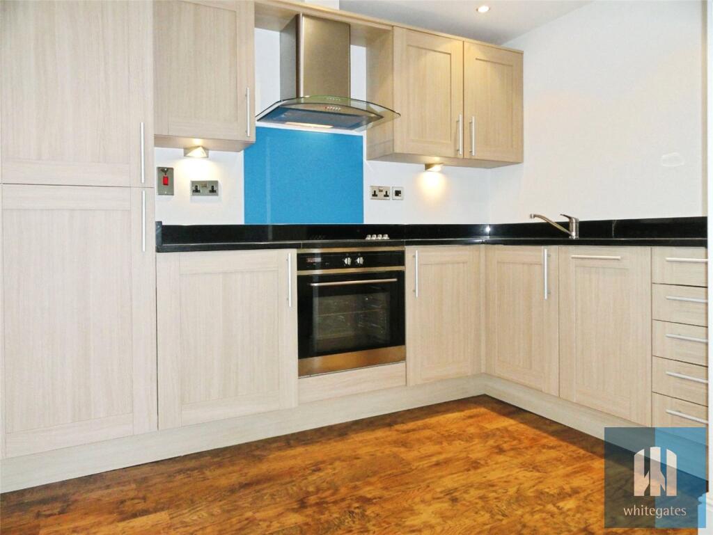Apartment in Kirklees, Kirkburton - View 2