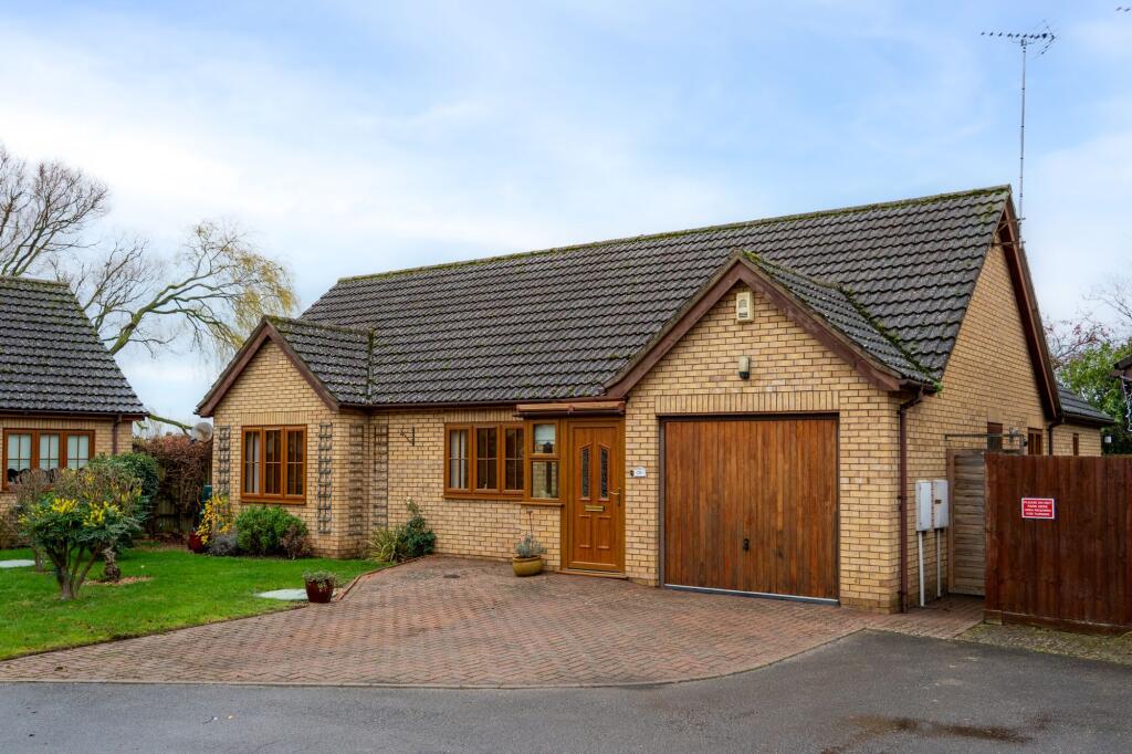 Main image of property: London Road, Chatteris, PE16