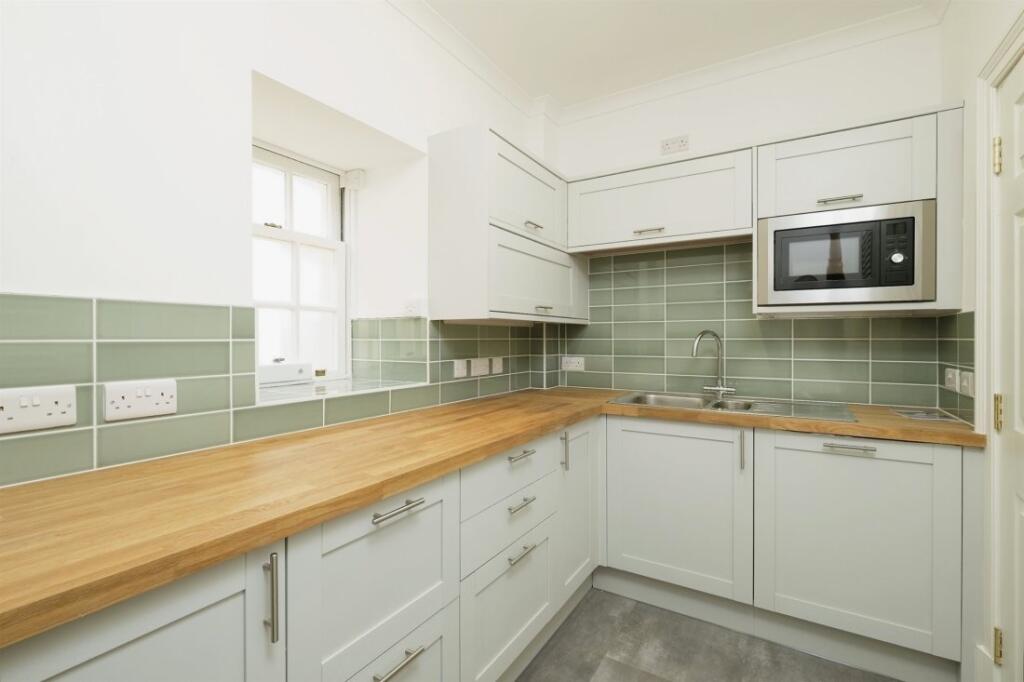Main image of property: Flat, Royal George House, Monmouth
