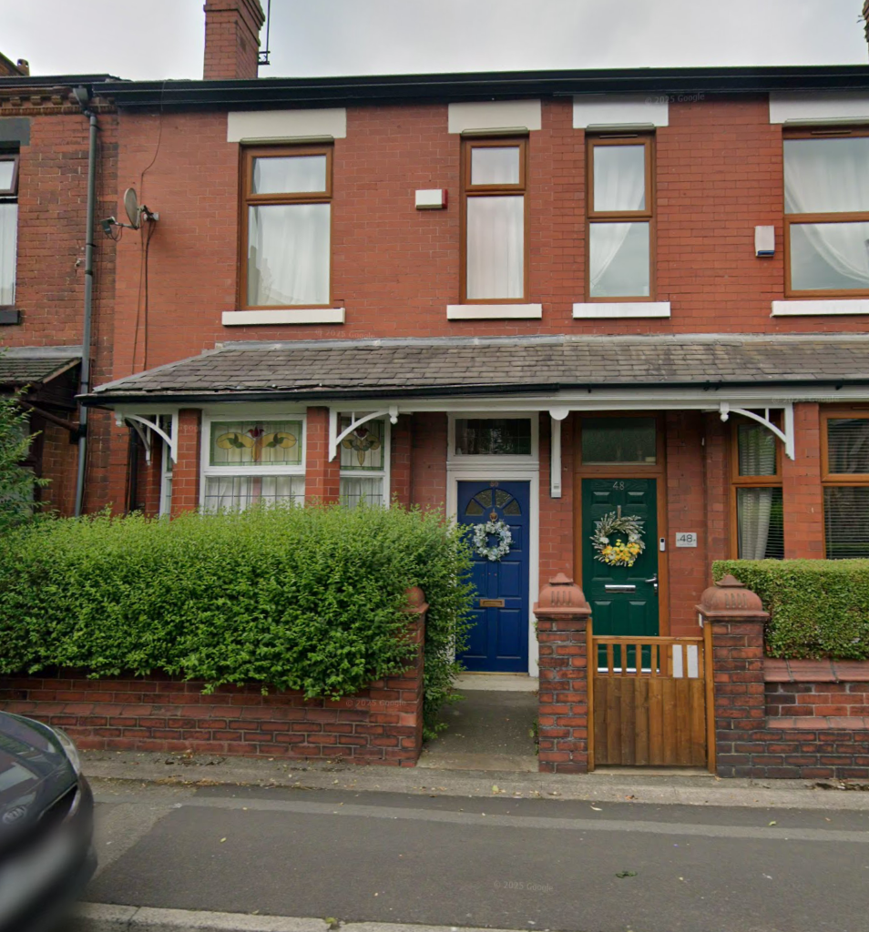 Main image of property: Lumn Road, Hyde SK14 2RW