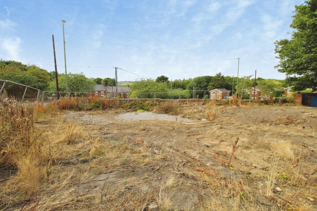Sunny Terrace, Stanley, Durham, DH9 - More