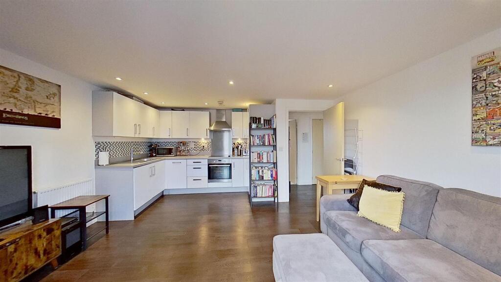 Main image of property: Garratt Lane, London