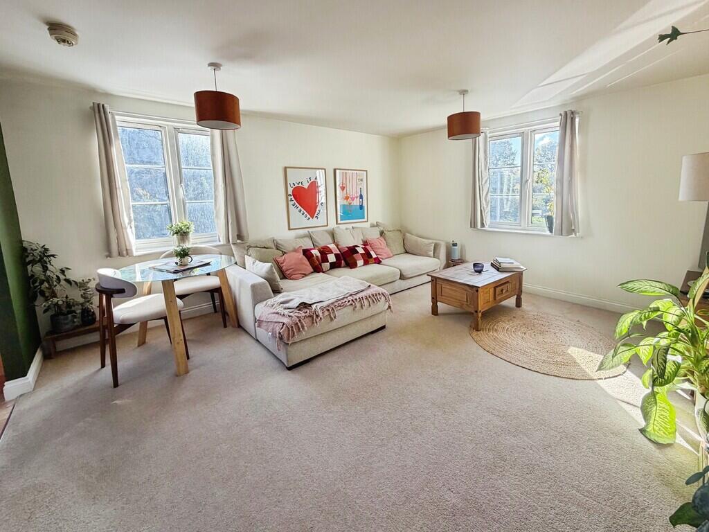 Apartment in Bath, Frome - View 3