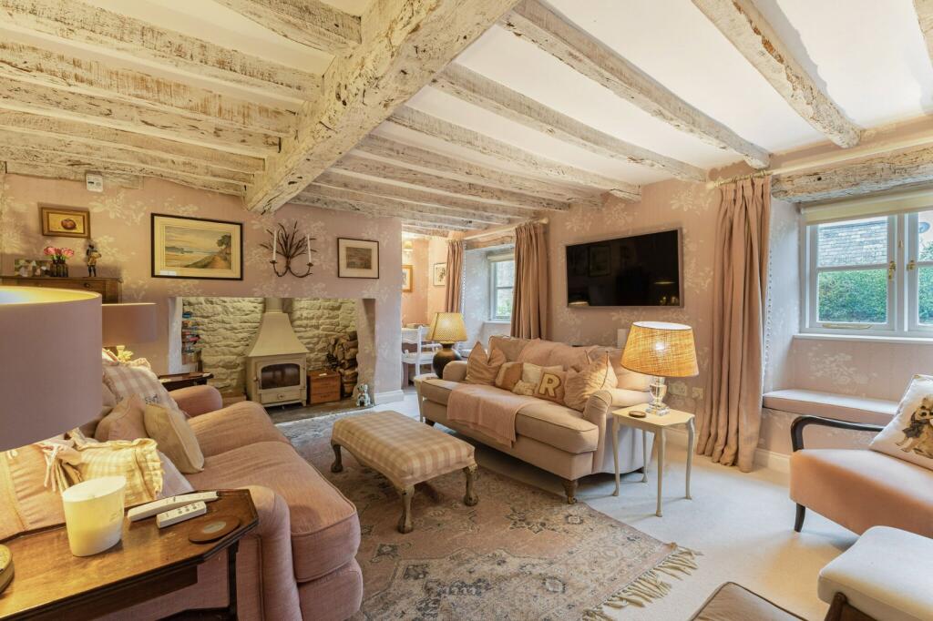 Main image of property: Shipton Road, Ascott-under-Wychwood, Chipping Norton, Oxfordshire