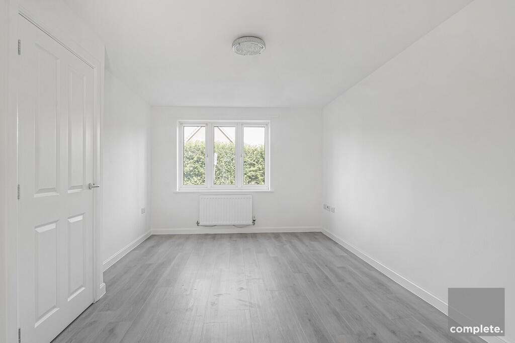 House in Exeter, Cranbrook - More