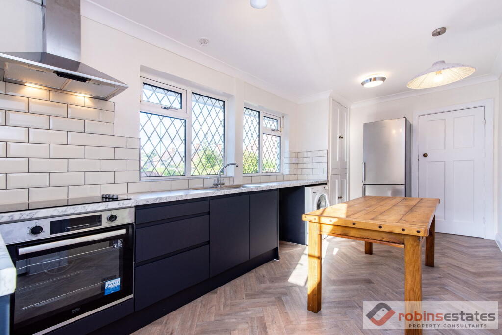 Main image of property: Sutton Passeys Crescent, Nottingham, NG8