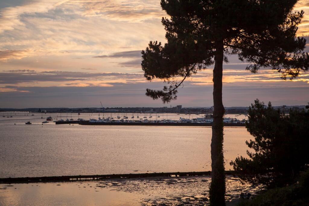 Additional image 27 of Harbour Watch 391 Sandbanks Road, Evening Hill, BH14