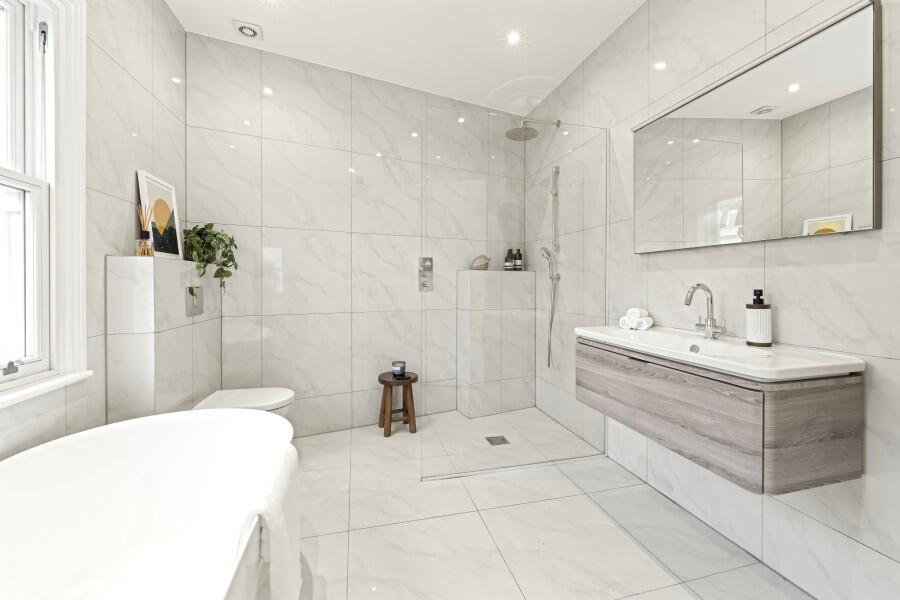 3 bedroom flat for rent