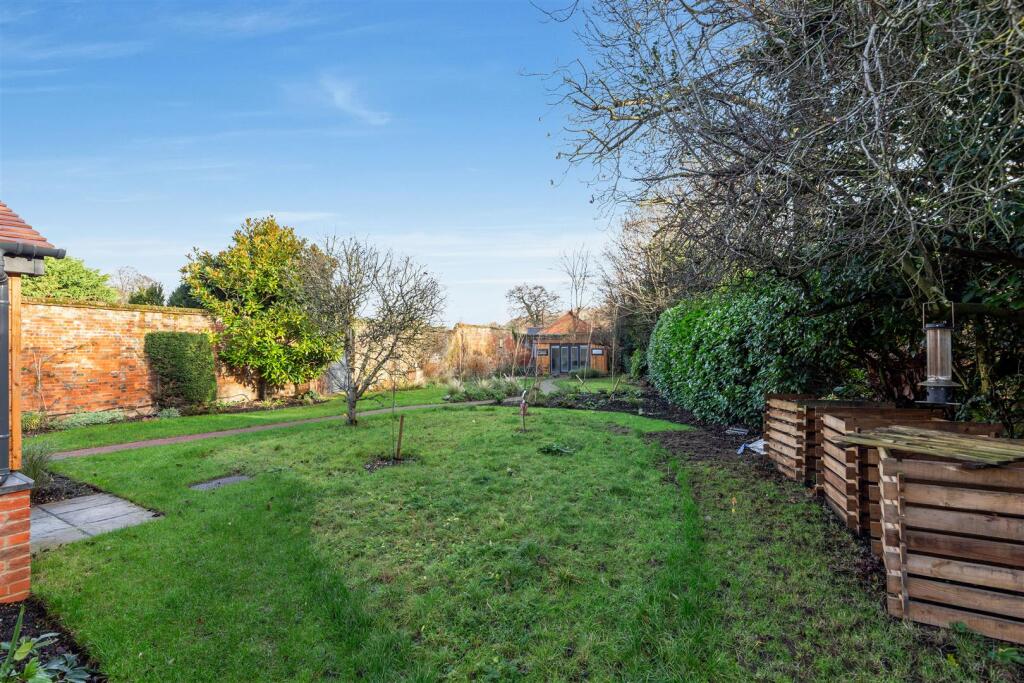 Additional image 34 of Mill Lane, Welwyn