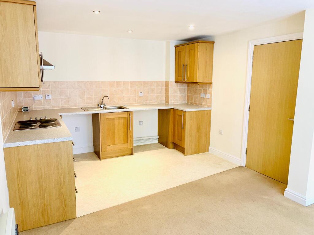 Apartment in Lincoln, Lincolnshire - More