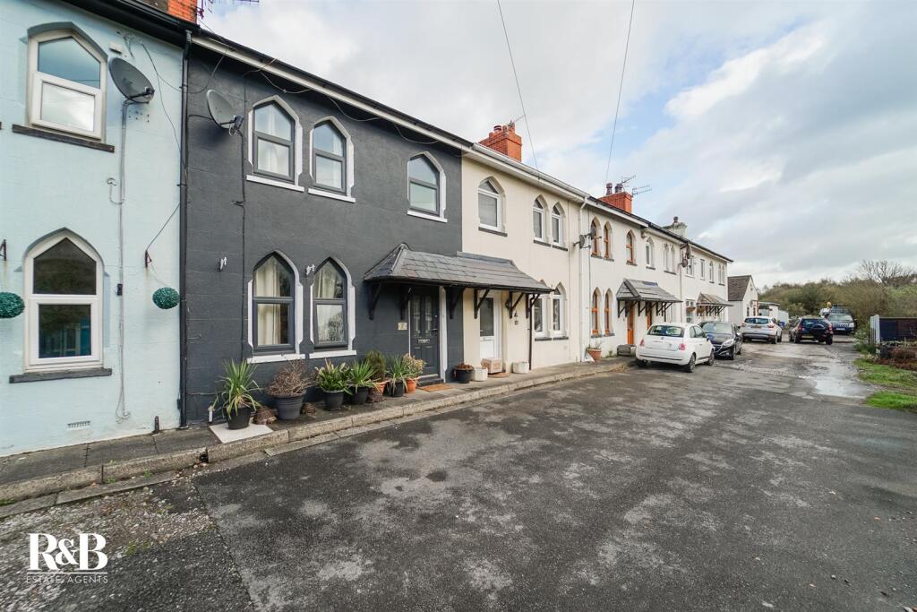 Main image of property: Midland Terrace, Carnforth