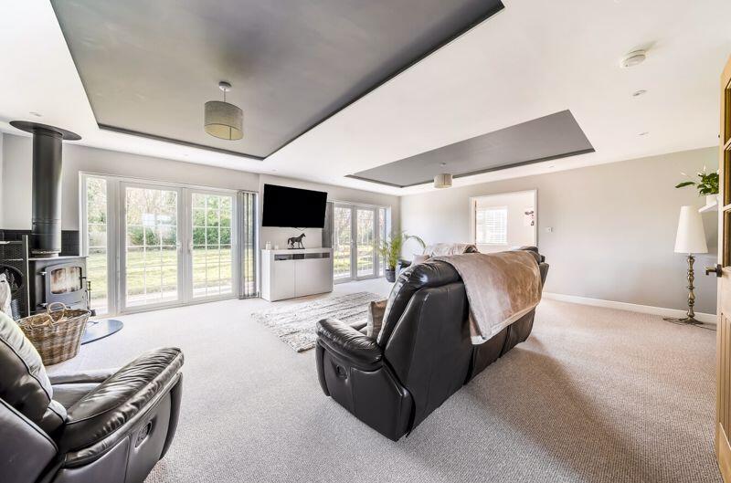 Alkham - Offers in Excess of £800,000  photo 3