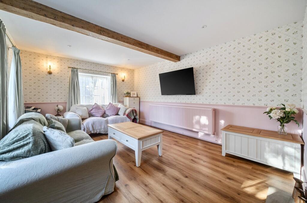 Holywell, Wotton-under-Edge, Gloucestershire, GL12 photo 4