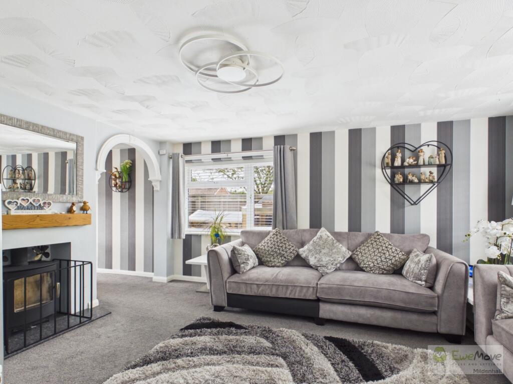 House in Ipswich - View 4
