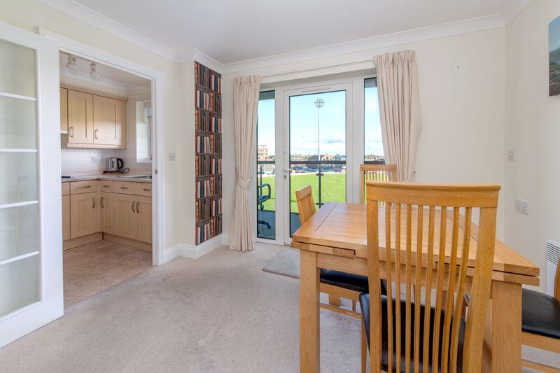 Pegasus Court, Taunton photo 3