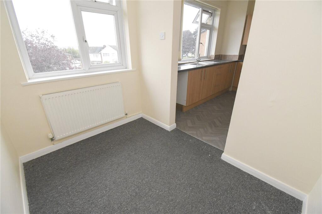 Parklands Court, Arrowe Park, Wirral photo 4
