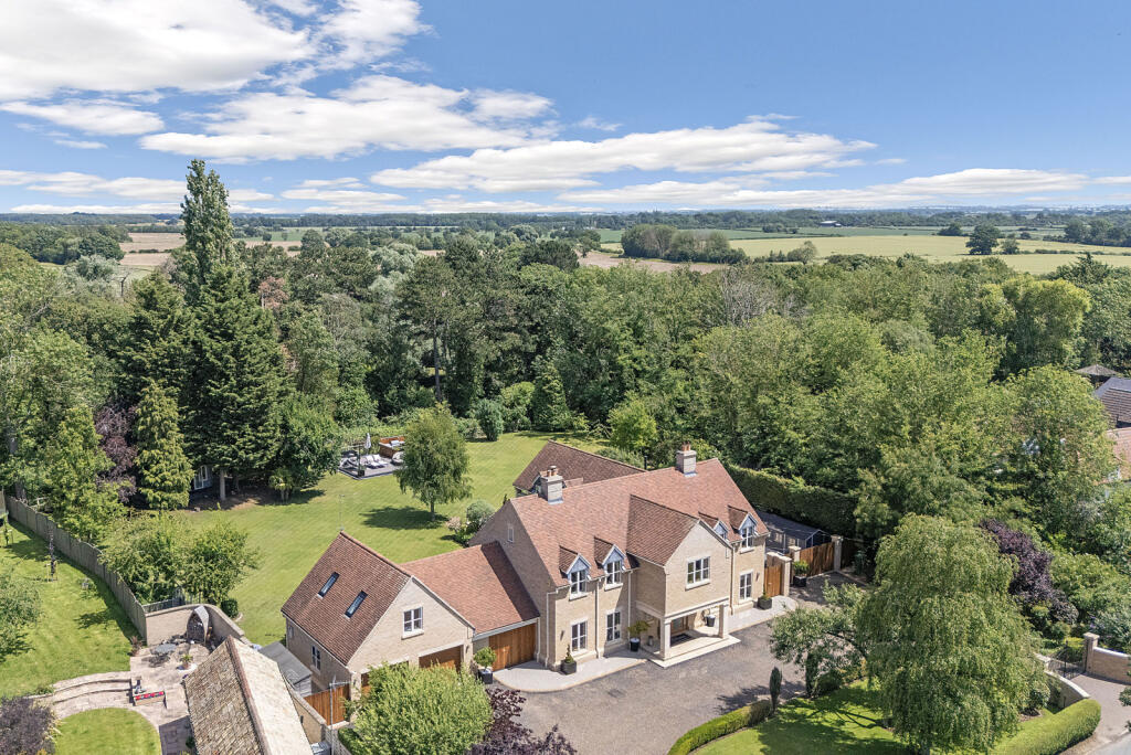 Main image of property: Sawtry Road, Glatton, Huntingdon, Cambridgeshire, PE28