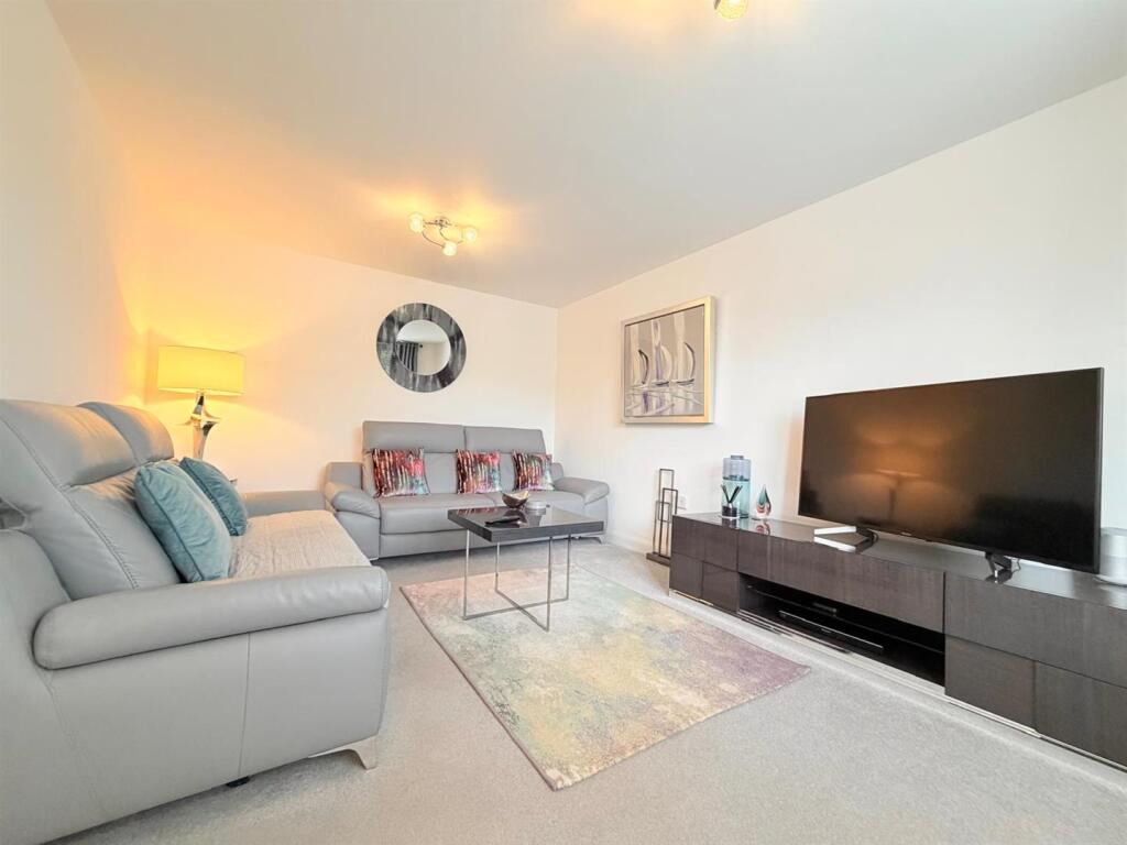 House in Poole - View 4