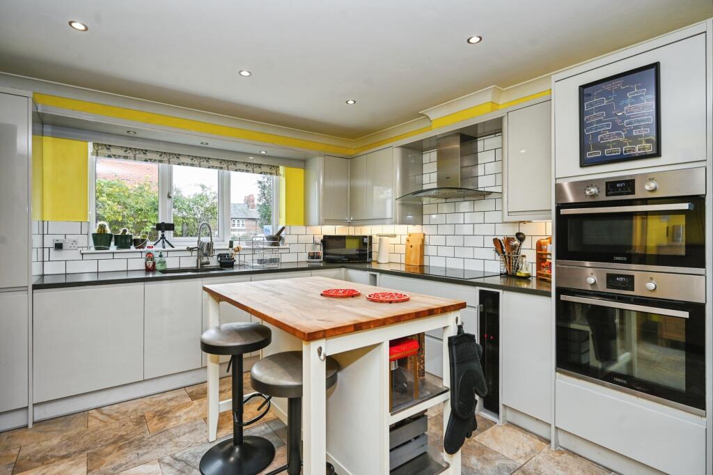 Windmill Lane, Preston On The Hill, WA4 - View 3