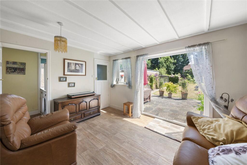 Northwood Road, Harefield, Uxbridge, UB9 photo 4