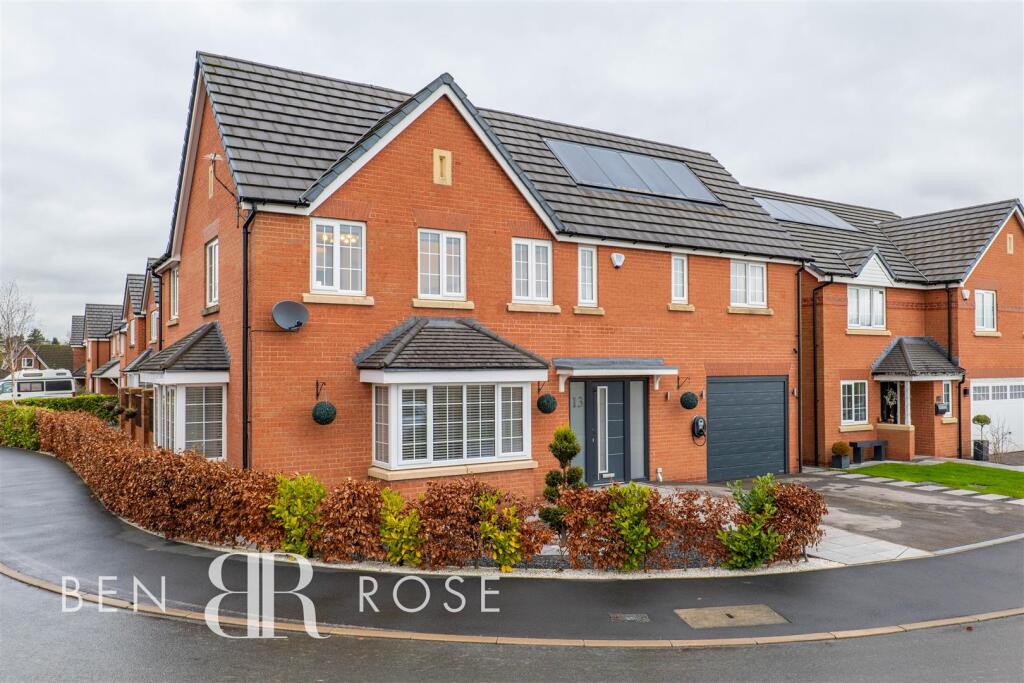 Main image of property: Moss Nook Drive, Grimsargh, Preston