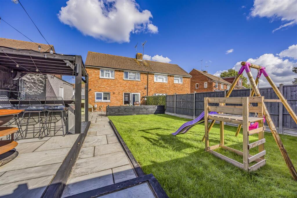 House in Portsmouth - View 4