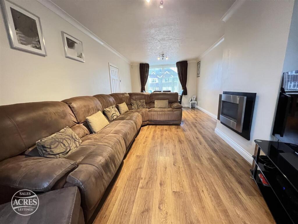 House in Sandwell, West Midlands - View 2