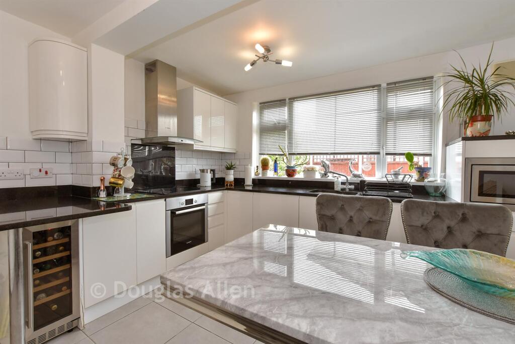 Main image of property: Crooked Mile, Waltham Abbey, Essex