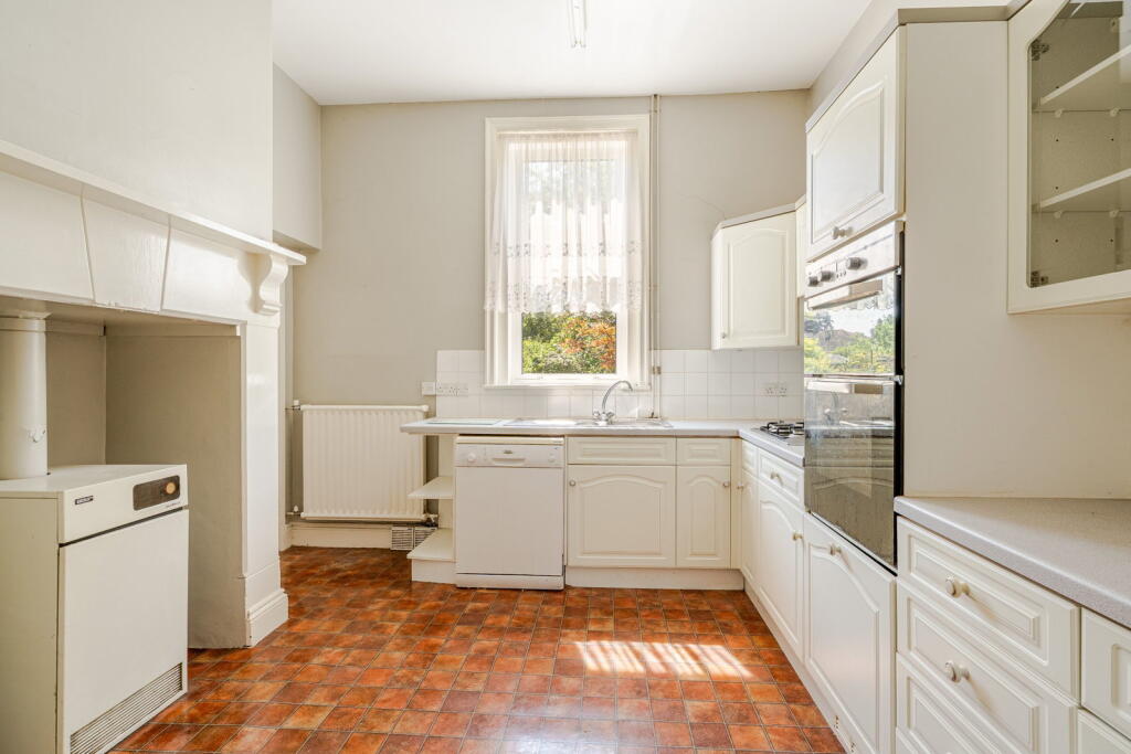 House in Bath, Newbridge - View 5