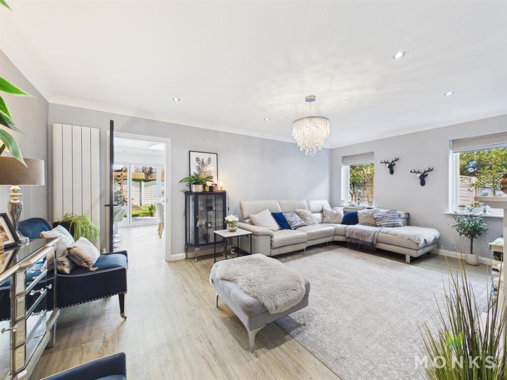 Berllan Close, Weston Rhyn, Oswestry photo 3