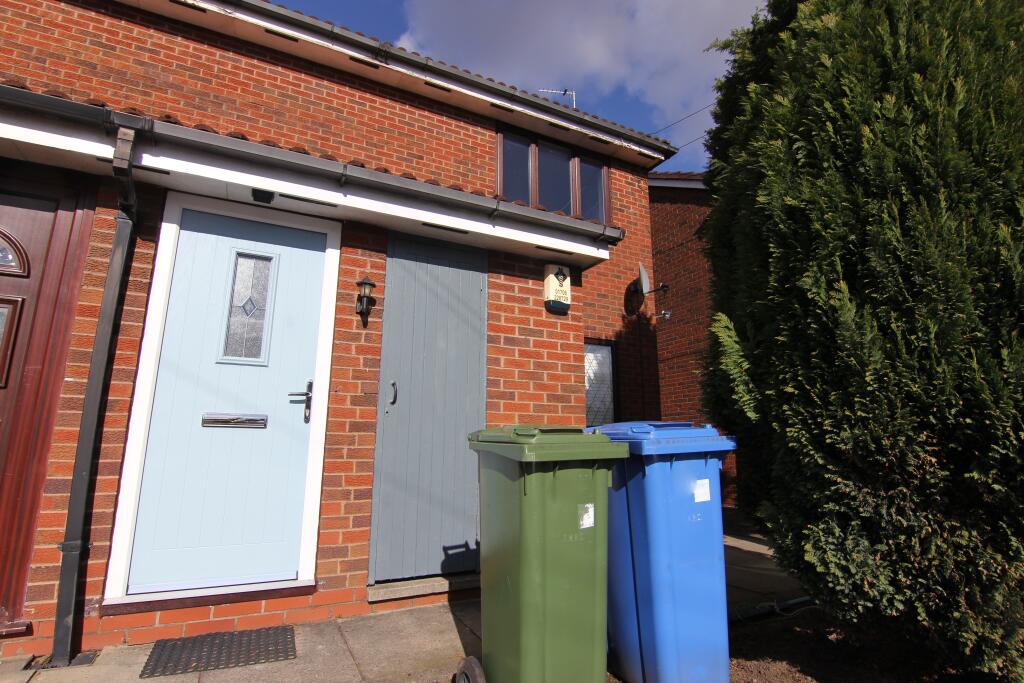 Main image of property: Kershaw Grove, Audenshaw, Manchester, M34