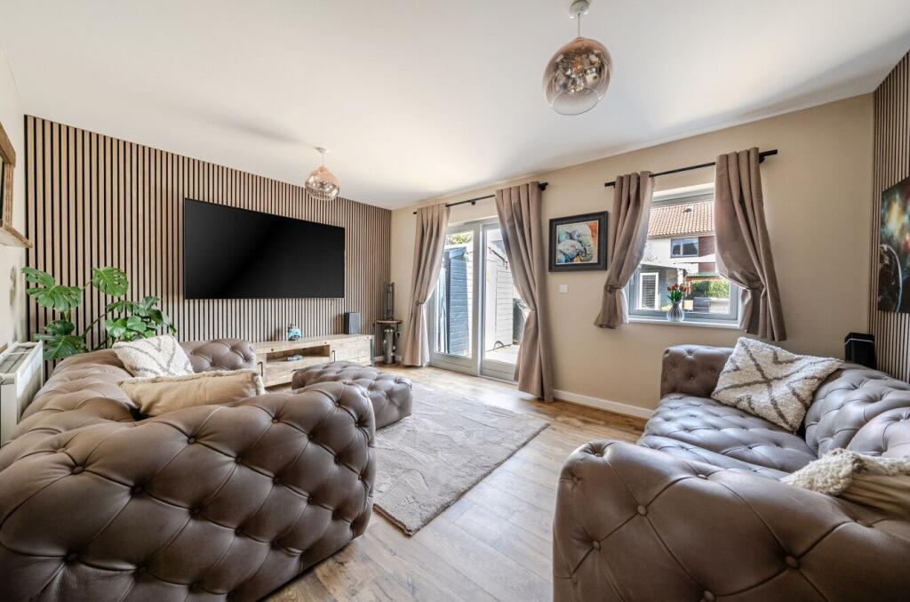 House in Salisbury - View 4